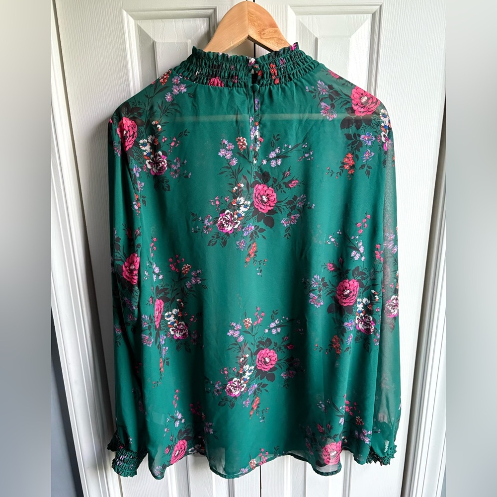 Torrid Womens Green Floral Print Sheer Long Sleeve Blouse Size 1 (14/16)(1X) - Picture 2 of 10